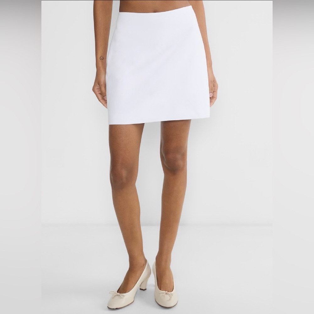 Aritzia Wilfred CruiseLinen Classic Mini Skirt